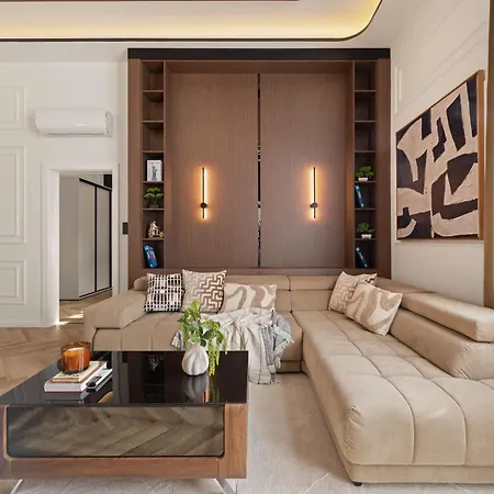 Art-filled Designer Flat Near Opera & Andrassy Ave Budapešť