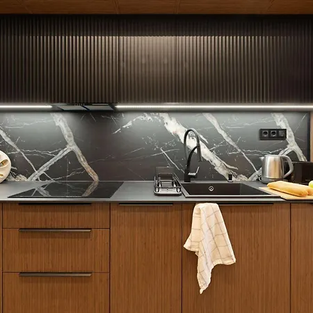 Art-filled Designer Flat Near Opera & Andrassy Ave Apartmán