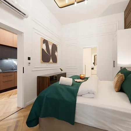 Apartmán Art-filled Designer Flat Near Opera & Andrassy Ave *